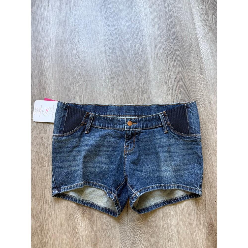 Isabel Maternity Denim Shorts, women’s size 6, blue denim, comfort waist, NWT